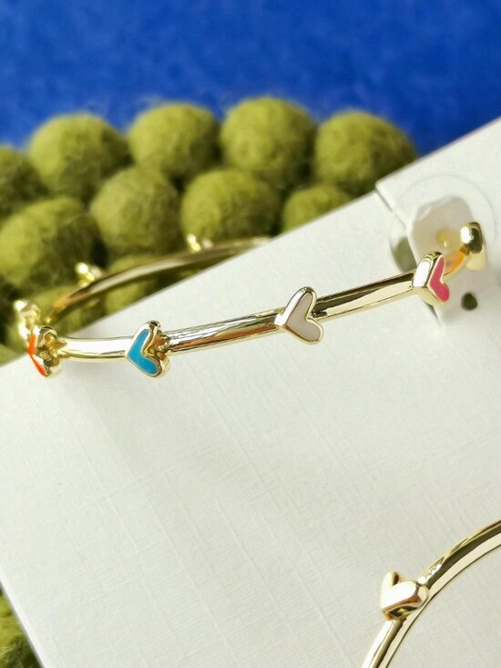 Kendra Scott Haven Heart Multi Color Hoop Earrings Gold - Picture 2 of 3